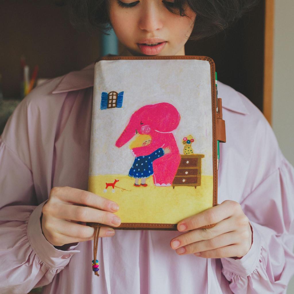 Hobonichi Techo Cousin Notebook Cover Keiko a moving reunion (A5) Shibata/Kariya-san,