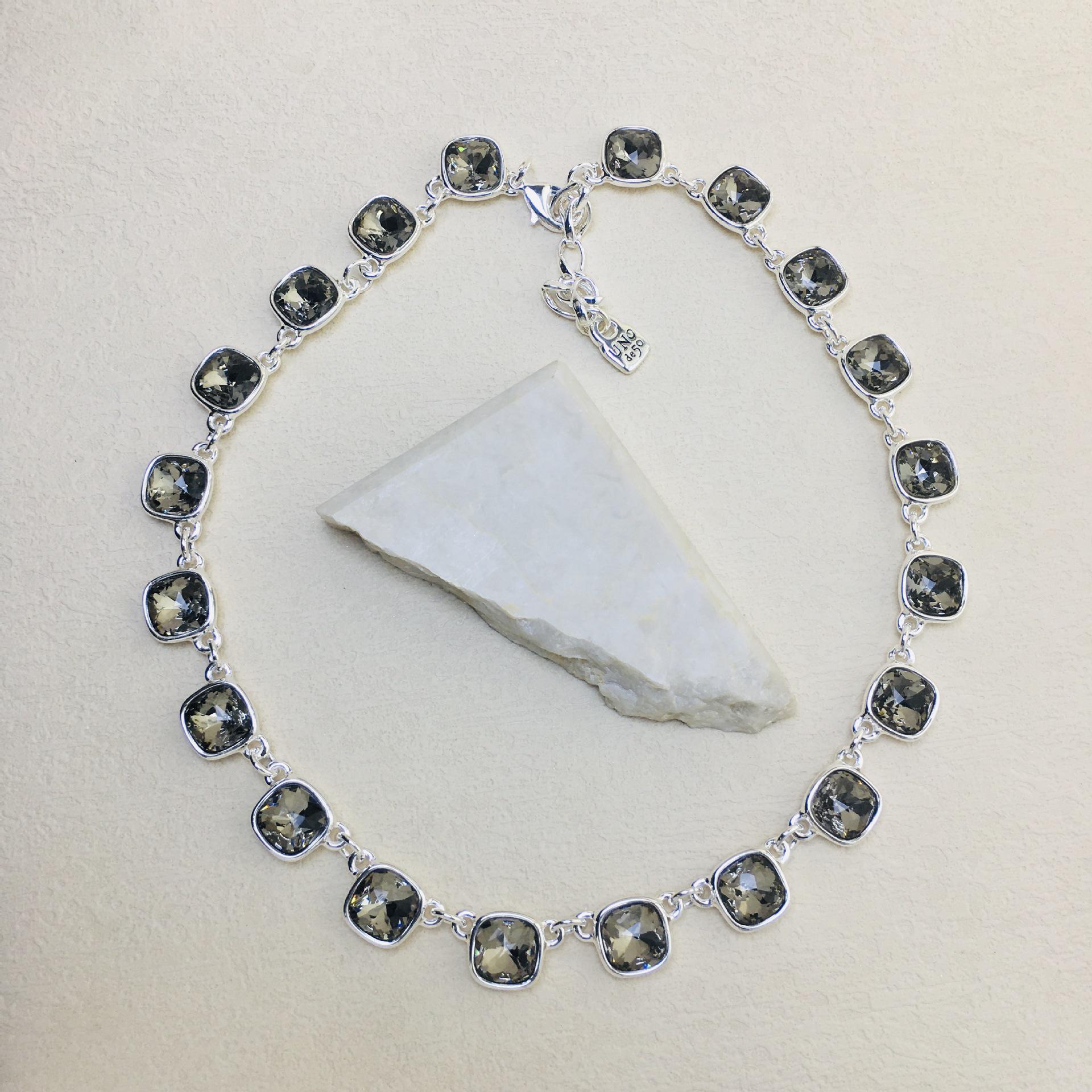 Women s Romantic Crystal Necklace - Exquisite Spanish UNOde50 2024 Gem Pendant Jewelry
