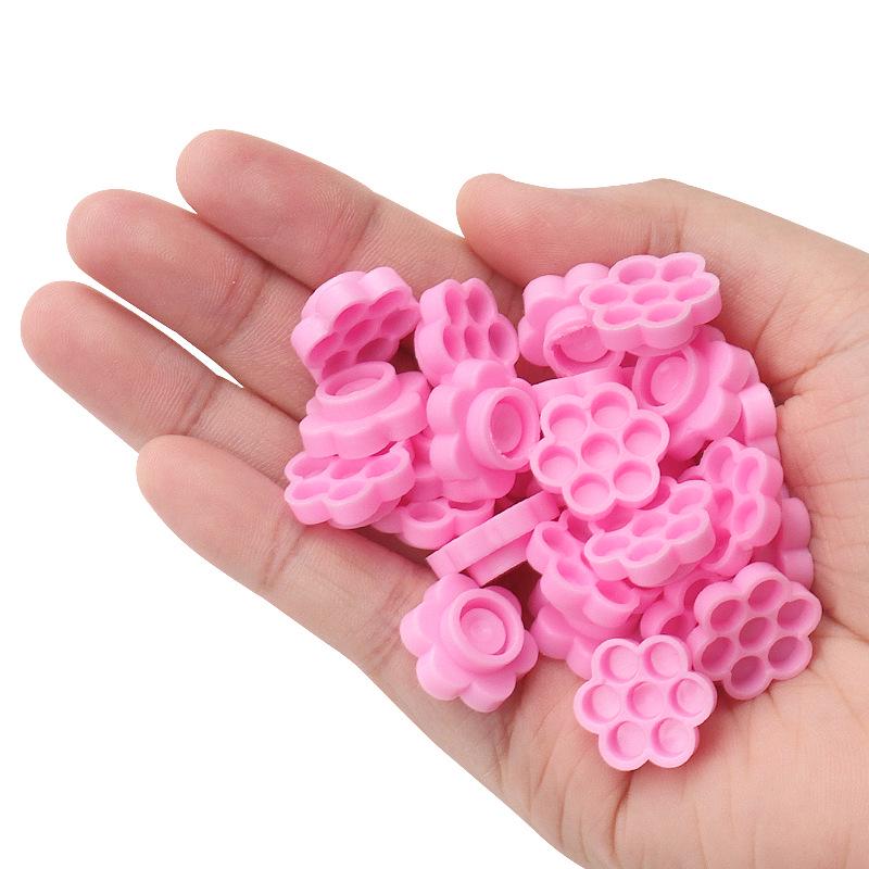 Plum Blossom Eyelash Glue Cup - Time-Delay Adhesive Tool, 100 Pieces, Portable and Convenient.