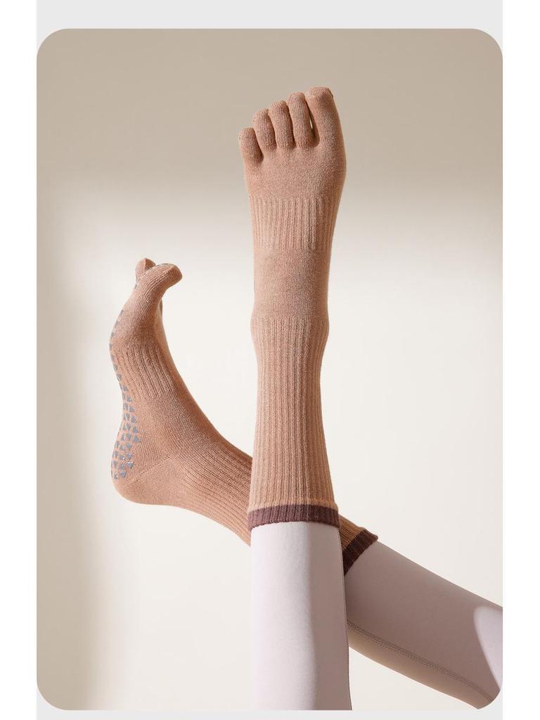 Women's Anti-Odor Five-Toe Yoga Mid-Calf Socks for Autumn/Winter | Anti-Slip Toe-Separating Socks for Sports, Dance, and Pilates