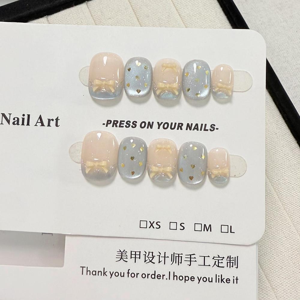 10Pcs Cute Cat Eye Short Press On Nails Christmas Snowman Bow Snowflake Cherry Apple Full Cover Fake Nails Gift