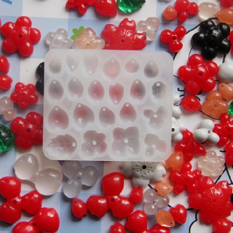 Detailed Floral Silicone Mould For Handcraft Necklace Charm Earring Designs