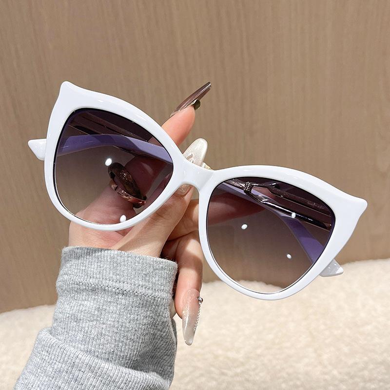 Vintage Cat Eye Sunglasses for Women, Gradient Lens Trendy Oversized Outdoor Sun Glasses
