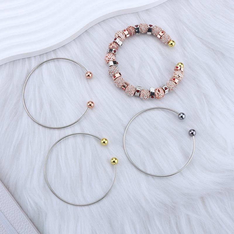 Kreatives Design DIY Abnehmbares Perlenarmband für Damen Persönlichkeit Edelstahl Handgefertigtes Armreif Armband Schmuckzubehör