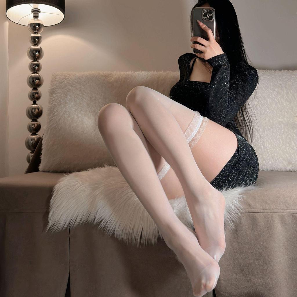 Women's Sexy Lace Transparent Thigh-High Stockings - European and American Style