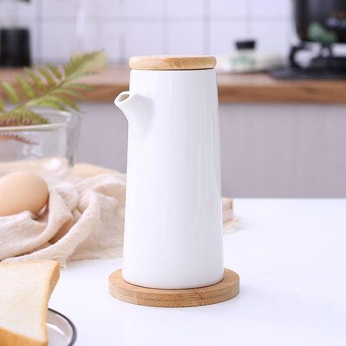Ceramics Can Leakproof Tank Seasoning Bottle Kitchen Supplies Household Soy Sauce Bottle Vinegar Bottle Set Salt Shaker with Lid