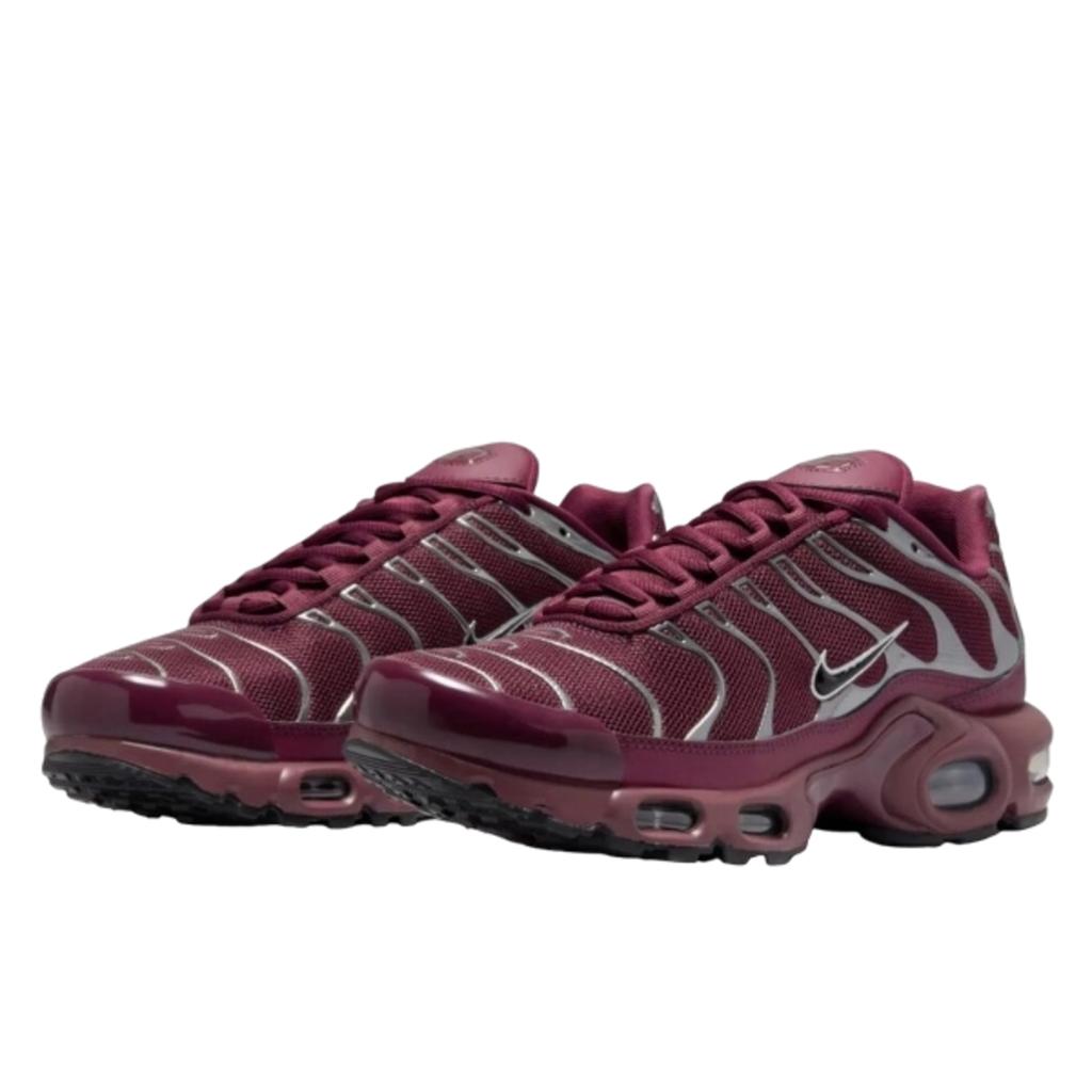 Nike Air Max Plus SE Night Maroon Metallic Silver