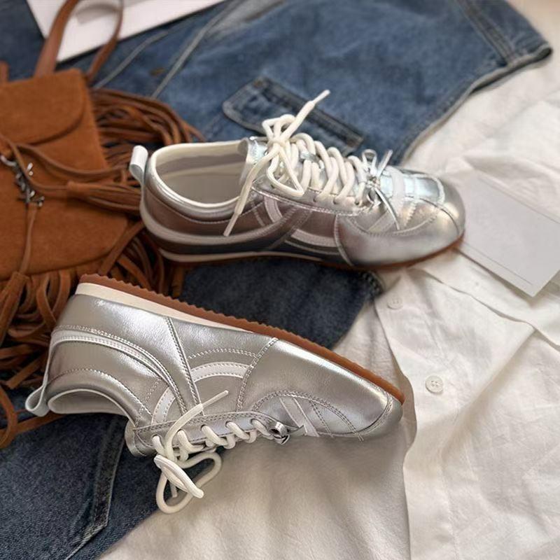Silver retro women's autumn versatile light soft baseplate shoes new casual sports shoes