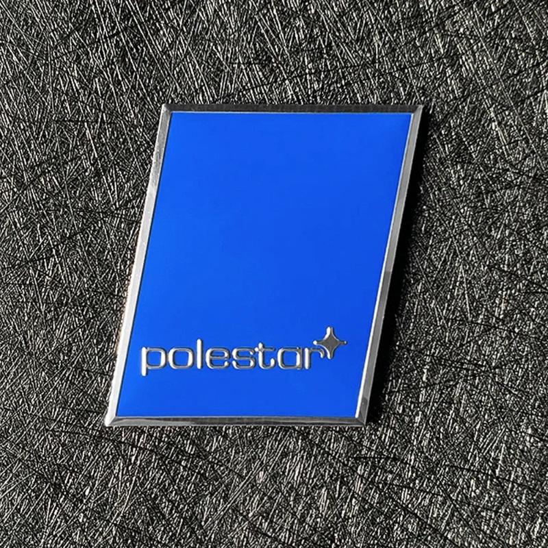 1pcs Car Accessories 3D Aluminum Logo Indoor Decoration Fender Trunk Stickers For Volvo Rdesign T6 AWD C30 C70 S40 S60 S70 S80