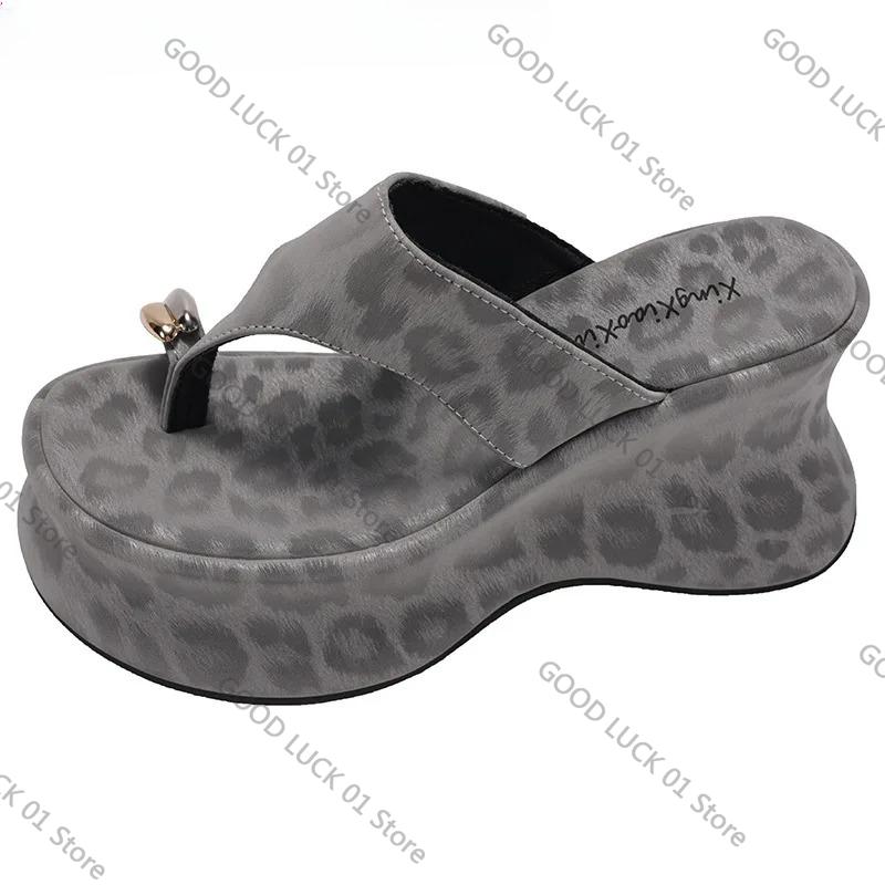 Fashion 2025 Summer Platform Wedges Woman Clip Toe Slippers Fashion Thick Bottom High Heels Party Slides Shoes