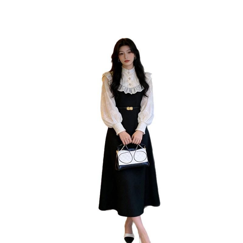 Women's Elegant French Retro Black & White Patchwork Lace Long Sleeve Autumn Dress with Waist-Cinched Slimming Design