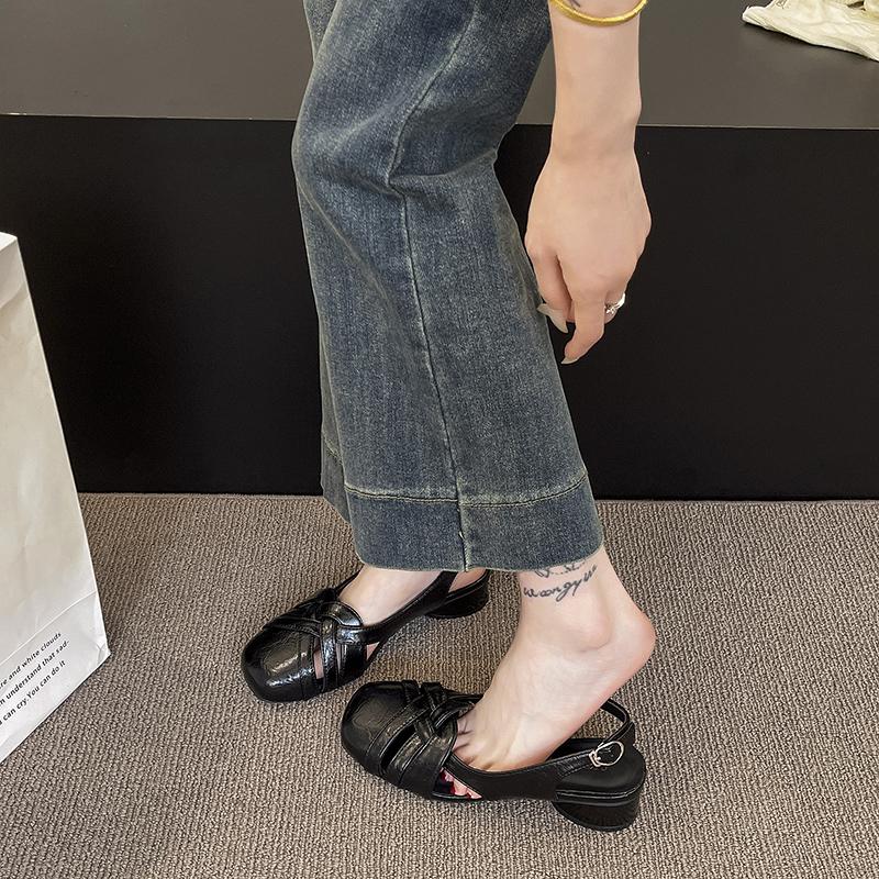 Fashion Hollow Single Shoes 2025 Spring and Summer New Medium and Chunky Heel Baotou Shallow Mouth Casual Women's Sandals