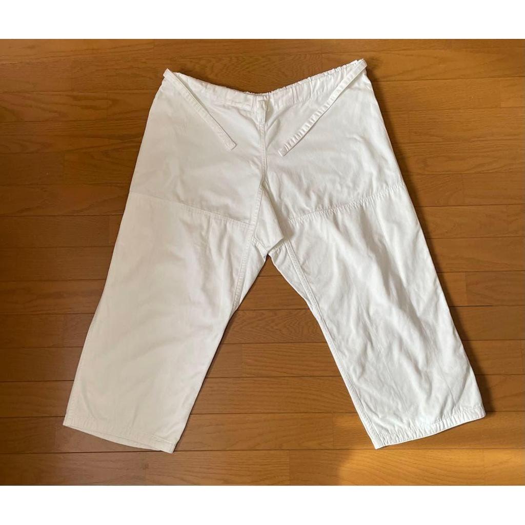Used Price reduced. Judo uniform (top and bottom).