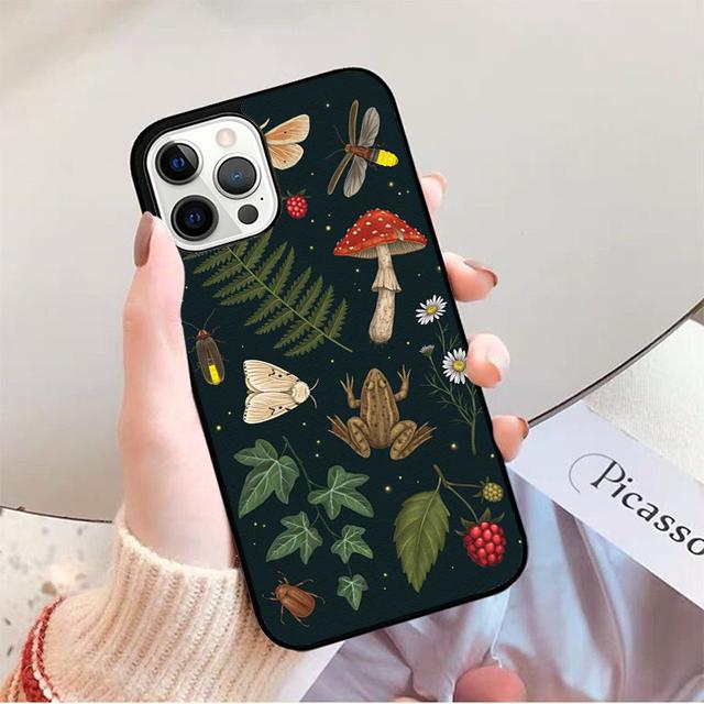 Mushroom Frog Phone Case for iPhone 17 Air 16 16e 15 Plus for Apple 13 11 12 14 Pro Max Cover coque fundas Shell