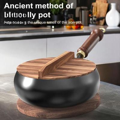 Traditional Cast Iron Wok Pan 24cm Pure Iron Cookware with Physical Non-Stick Technology Coating-Free Chinese Skillet