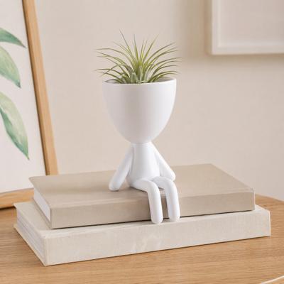 3D-gedruckte sitzende menschliche Figur Sukkulenten-Pflanzgefäß 2-in-1 Schreibtischtopf & Dekorationsornament