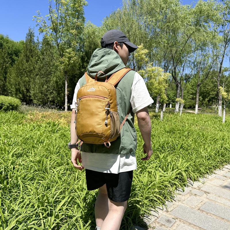 Schoolbag Outdoor Sports Lightweight Folding Backpack Large Capacity Portable Hiking Bag Sports Leisure Cycling Backpack