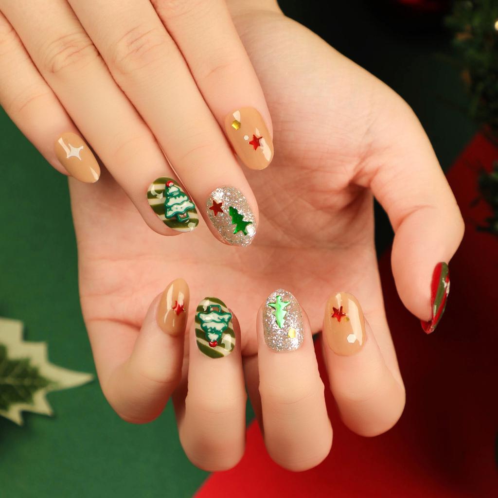 24 Stück Weihnachtskleidung Rüstung Schneeflocke Liebe Schneemann Maniküre Kurze Mandel Schleife Europäisch und Amerikanisch Lange Nagelstücke