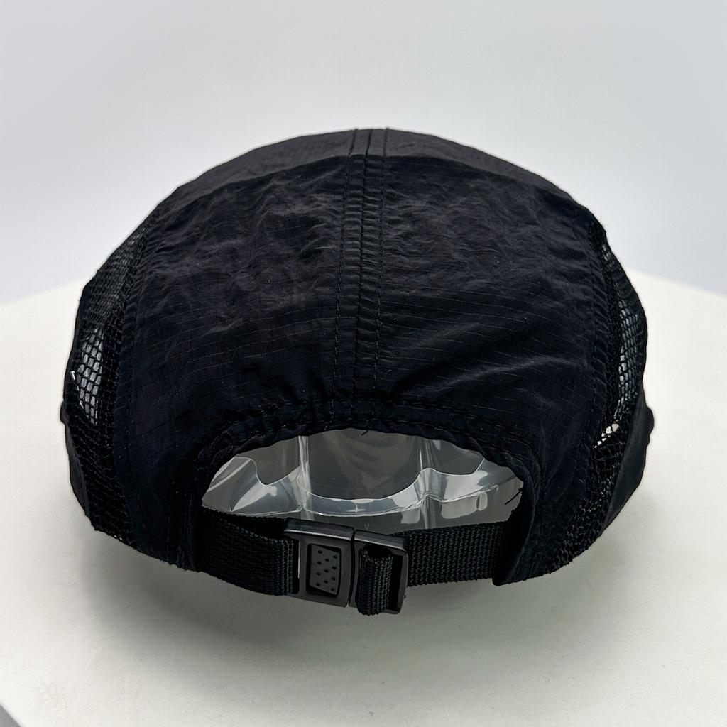 Nuovi Berretti da Baseball Unisex Semplici in Rete con Ricamo di Lettere Parasole di Nicchia Traspiranti Asciugatura Rapida Berretti con Visiera Versatili Moda Ins