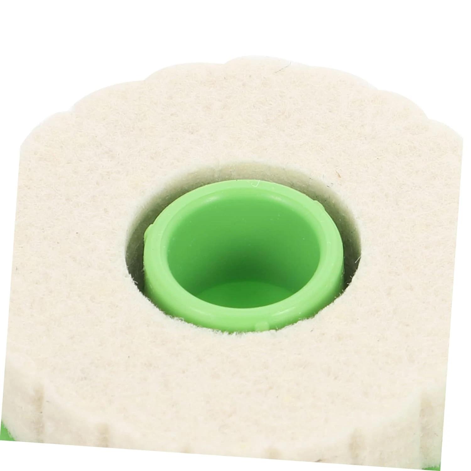 

Mountain Bike Riding with this Essential 6-piece Oiler Set for Improved Chain Performance - Elevate Your Cycling Experience with United States