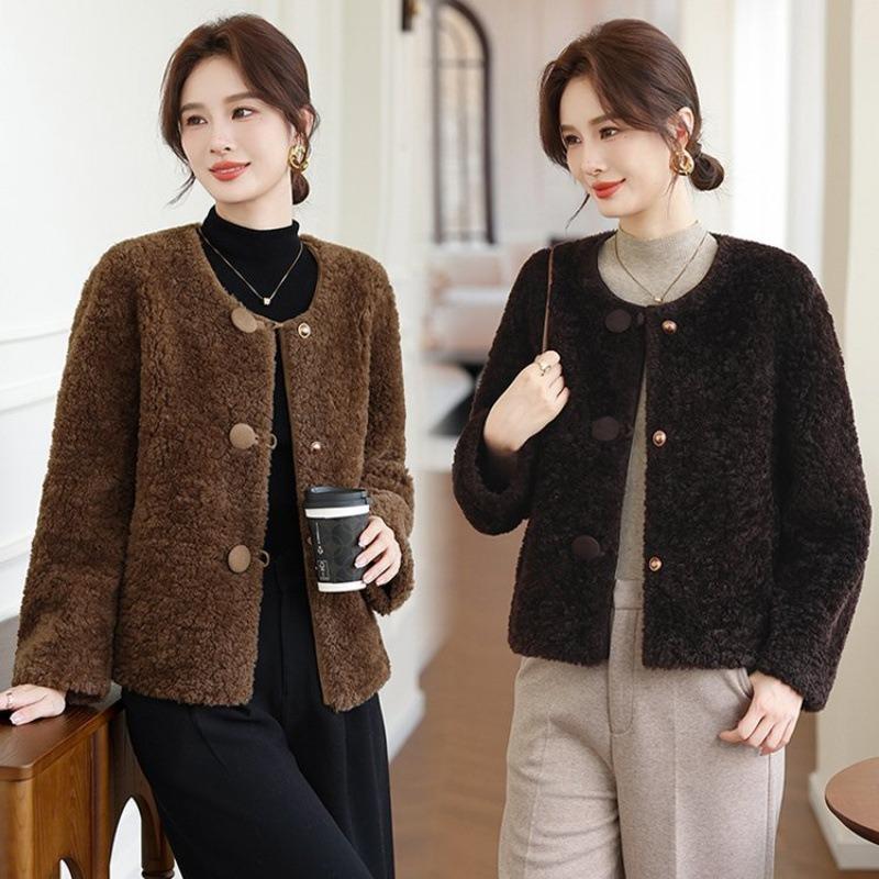 New autumn and winter thickened imitation lamb woolen jacket femininity warm top women