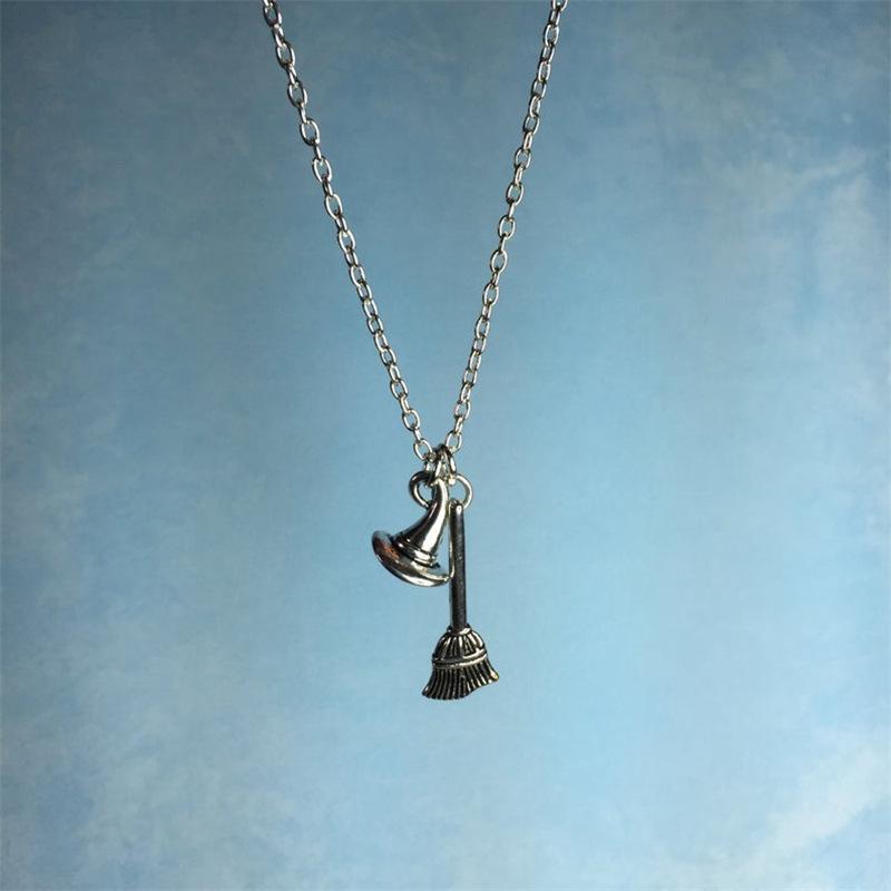 

Gothic Halloween Witch Hat Geometric Pendant Necklace Fashion Versatile Sweater Chain Women Accessory Party Jewelry Gift A2