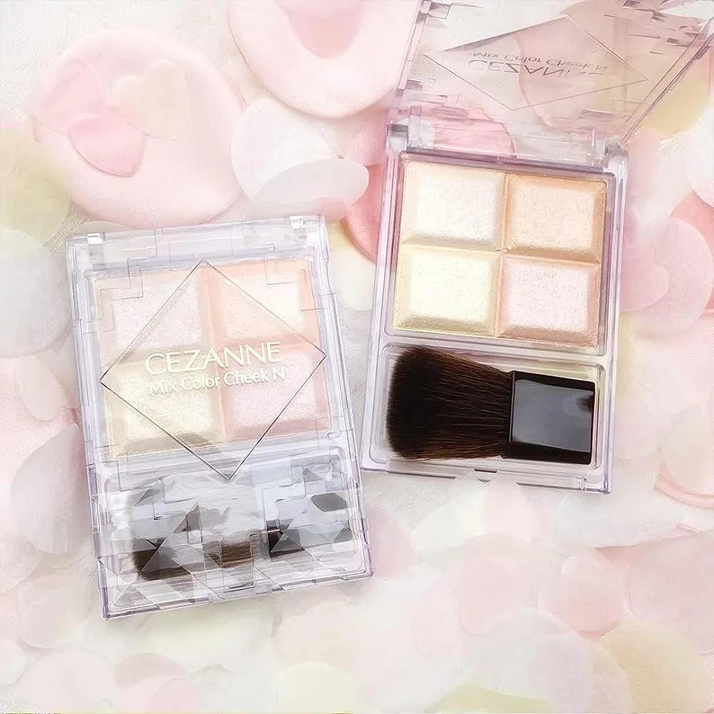 CEZANNE Mix Color Cheek 4-Color Highlighter N10 Pale Highlight