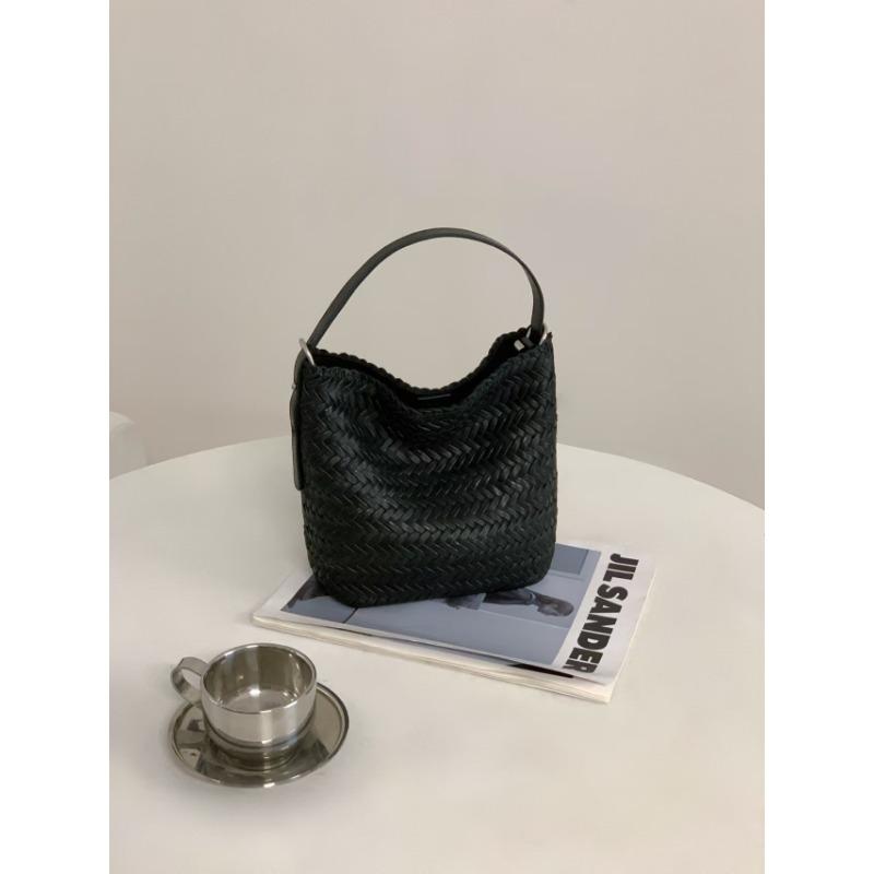 Summer Genuine Leather Women's Bag Handcrafted High-end Woven Single-shoulder Bucket Bag