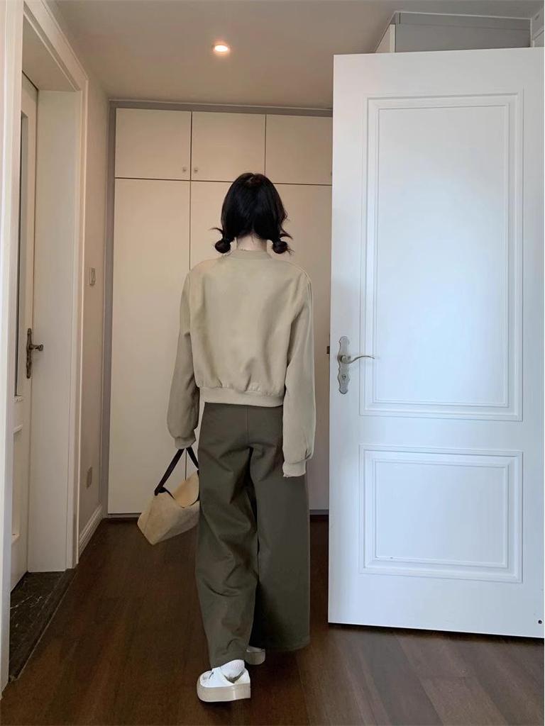 Women’s Khaki Woolen Baseball Jacket: Spring 2025 Petite Short Coat in New Style