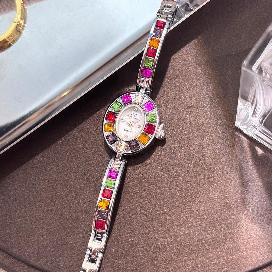 Color Zircon High-end Sense Diamond-encrusted Women's Watch Niche Bracelet Bracelet Small Exquisite Quartz Watch