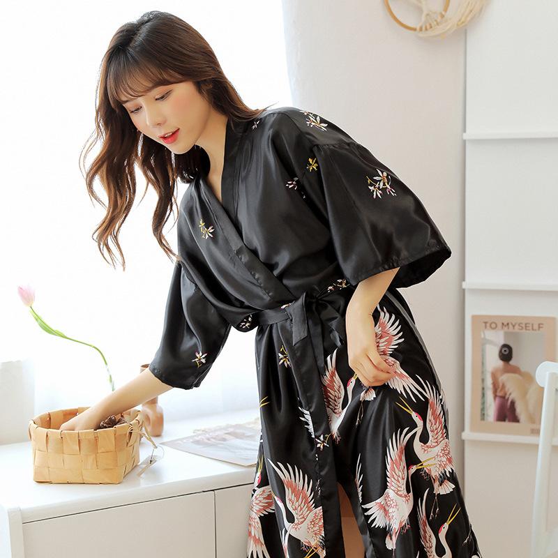 Pajamas Women's Summer Sexy Ladies Ice Silk Nightgown Medium Sleeve Large Size Bathrobe Silk Bridal Morning Gown
