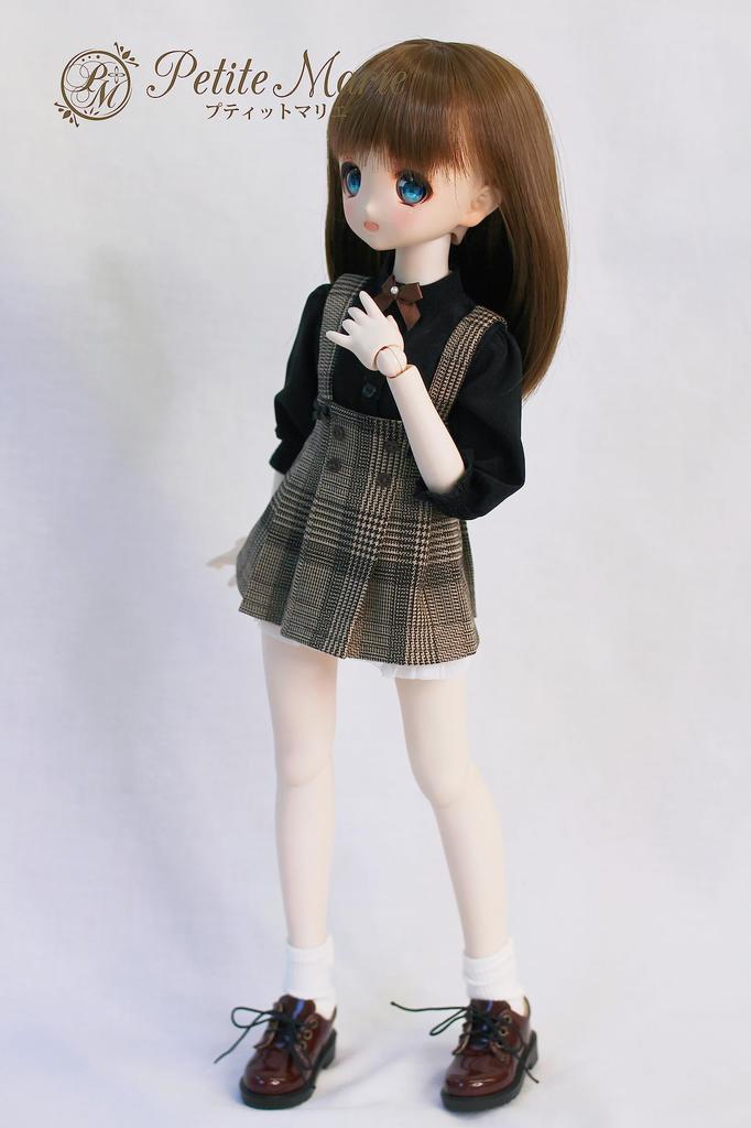 Petite Marie Scale BJD Jumper Skirt with Brown Ribbon and Black Blouse Set Check British Glen Plaid Jumper Skirt for 40cm BJD Dolls 1/3 (2 Pieces)