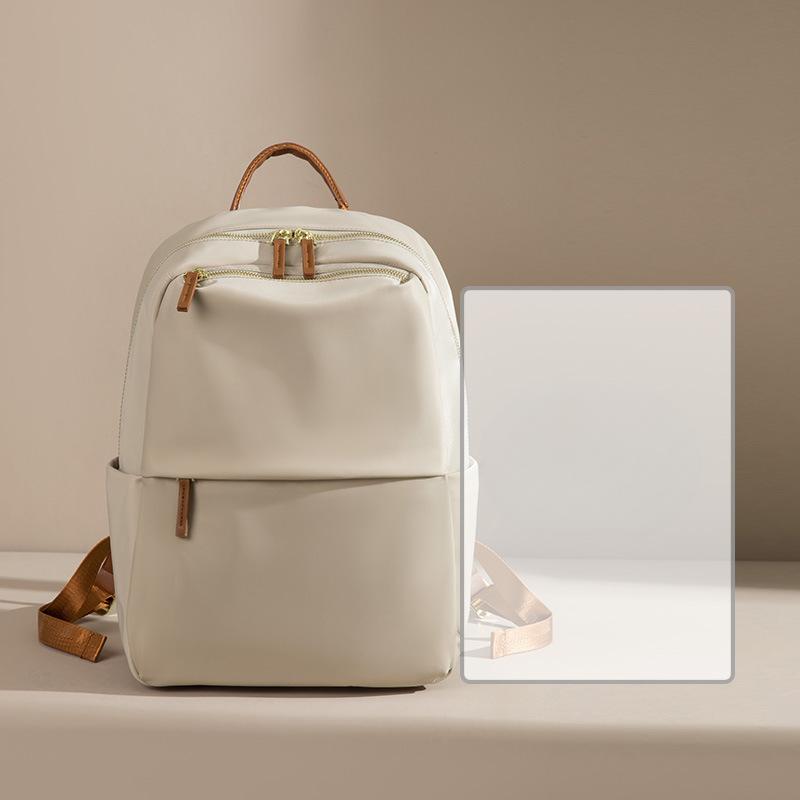 Outdoor Leisure Backpack for Women Travel Light New Waterproof Large Capacity Stylish Commuting Backpack