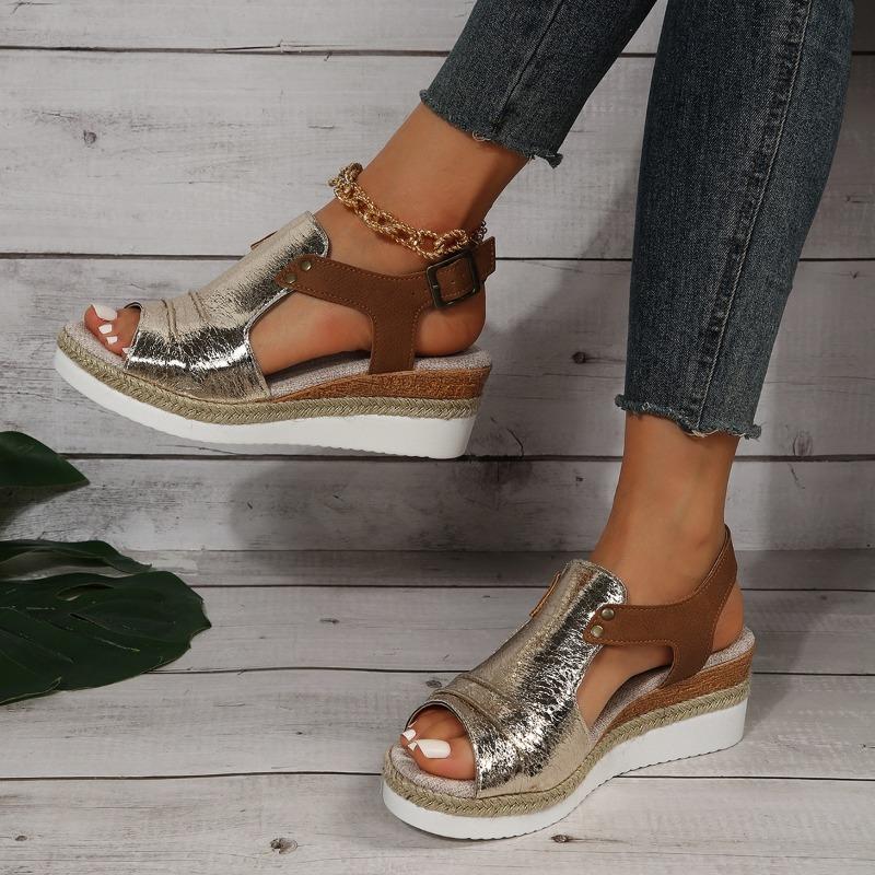 Summer new fish mouth wedge heel sandals large size pleated belt buckle thick sole hemp rope sole women's sandals