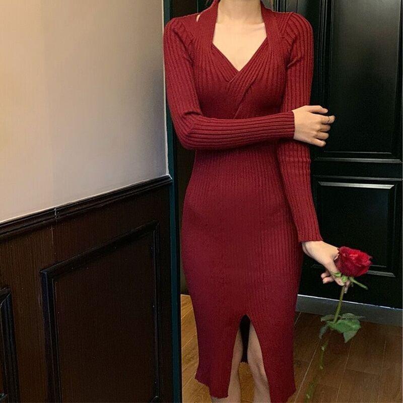 With Coat, Small Black Dress, Base Temperament, Black Slim-fitting V-neck Knitted Dress, Autumn and Winter Women