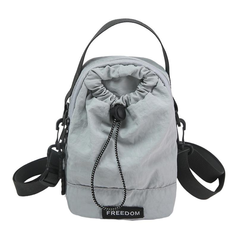 Sports Water Kettle Bag Unisex Lightweight Travel Crossbody Bag Outdoor Water-Repellent Cycling Mobile Phone Bag