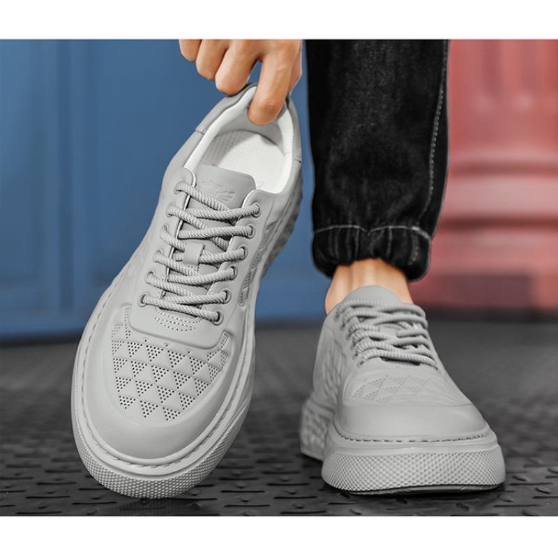 High-quality Thick-sole Casual Shoes Men Hollow Breathable Versatile Board Shoes Men Soft Bottom Non-slip Sneakers Tenis Hombre