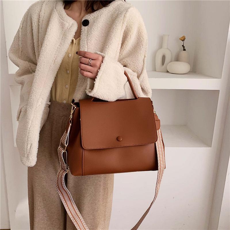 Women's Bag 2025 Popular New Trendy Korean Version Trendy Messenger Bag, Shoulder Bag Simple Fashion Handbag