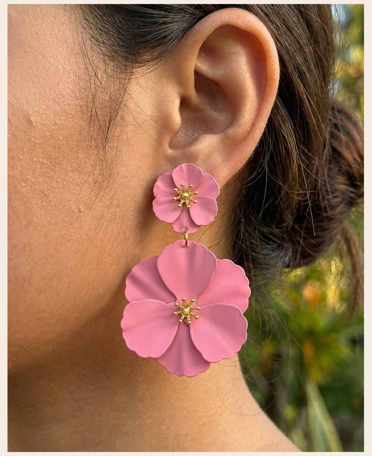 Große Blumen-Hängeohrringe für Damen Übertriebene doppelte florale Hängeohrringe Statement-Charme-Schmuck für Hochzeitsfeier