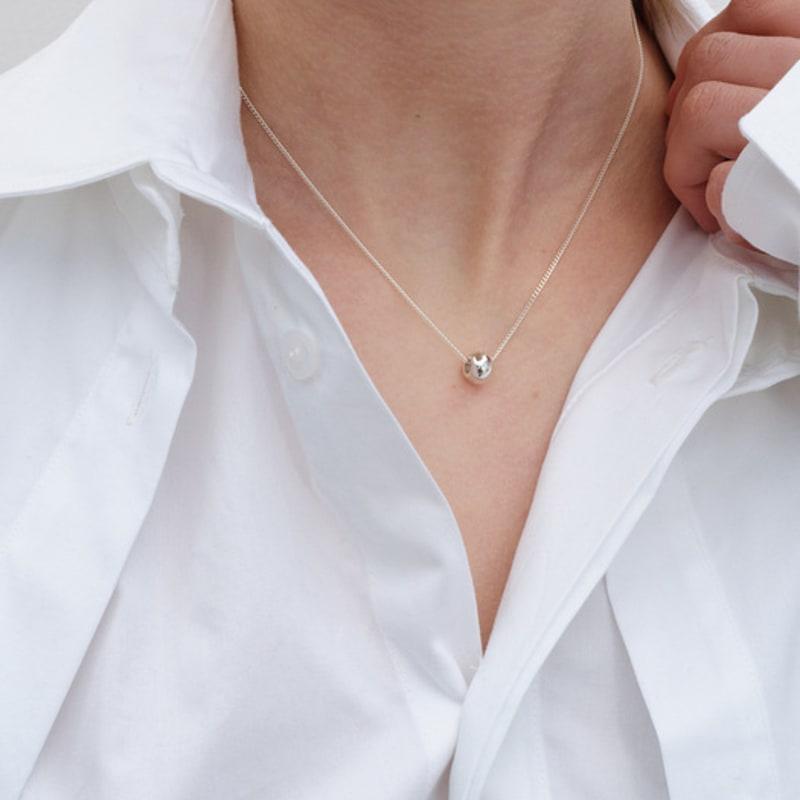 MÅNDAGSUPPLAGAN Litet ringhalsband Silverhalsband