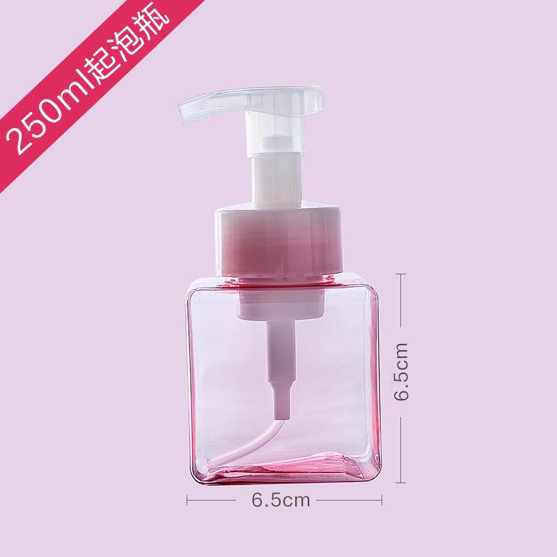 Pěnová láhev na pěnu, šampon, sprchový gel, čisticí prostředek na obličej a mýdlo na ruce.