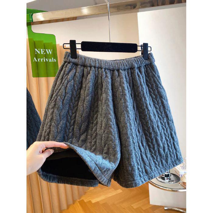 

2025 Women s A-Line Wool Shorts: High-End, Textured Grey, Winter Wear, Loose, Slimming, Versatile, Bootcut XXL