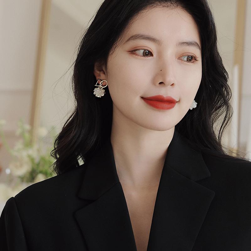 Fashion 925 Silver Diamond-embedded DO Letter Flower Stud Earrings For Women Pearl Ball Drop Earrings