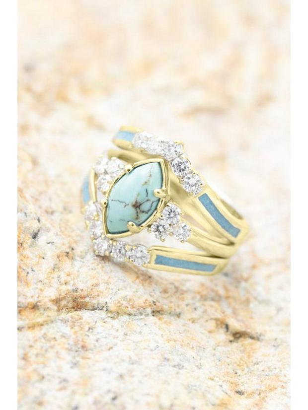 

Бирюзовое кольцо с бриллиантами трио: Уникальный трансграничный дизайн Size 7 золотой