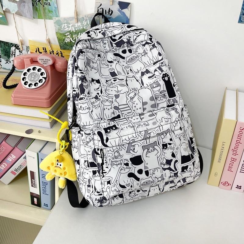 New high-value niche personalized graffiti comics trendy cool backpacks for men and women lightweight large-capacity backpacks