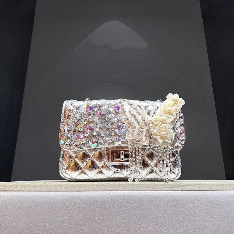 Handmade DIY Diamond Inlaid Butterfly Small Bag for Women, New Style Small Fragrance Diamond Grid Chain Bag, Crossbody Women s Bag Silver серебряный