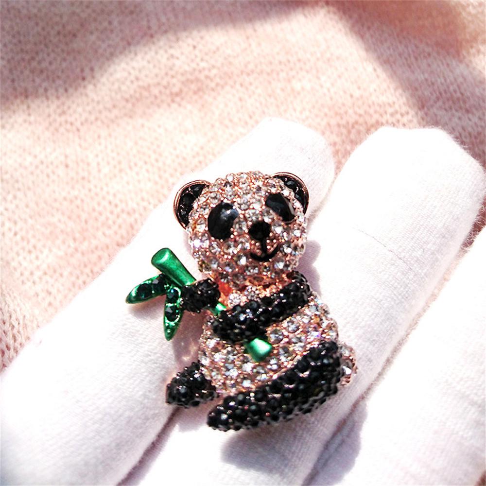 Chinesische Nische Design Panda Brosche weibliche Cartoon Tier Strass Broschen für Frauen Pin Kleidung Zubehör Schmuck Geschenke