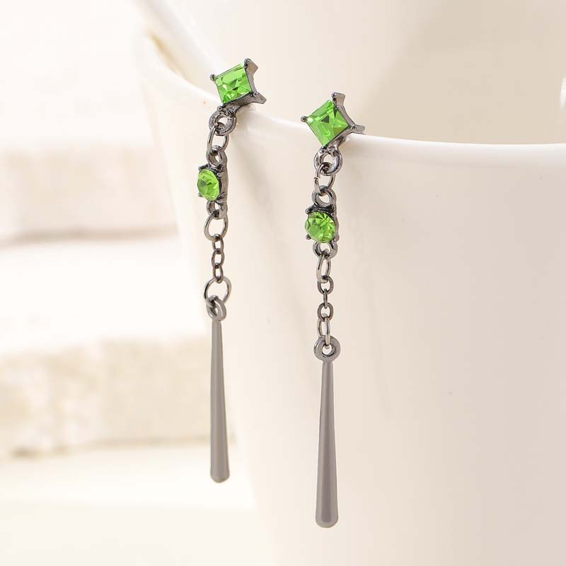 

New Square Sugar Long Water Drop Dangle Earrings Women Niche High Grade Retro Luxury Unique Sweet Cool Style Fashion Ear Jewelry зелений