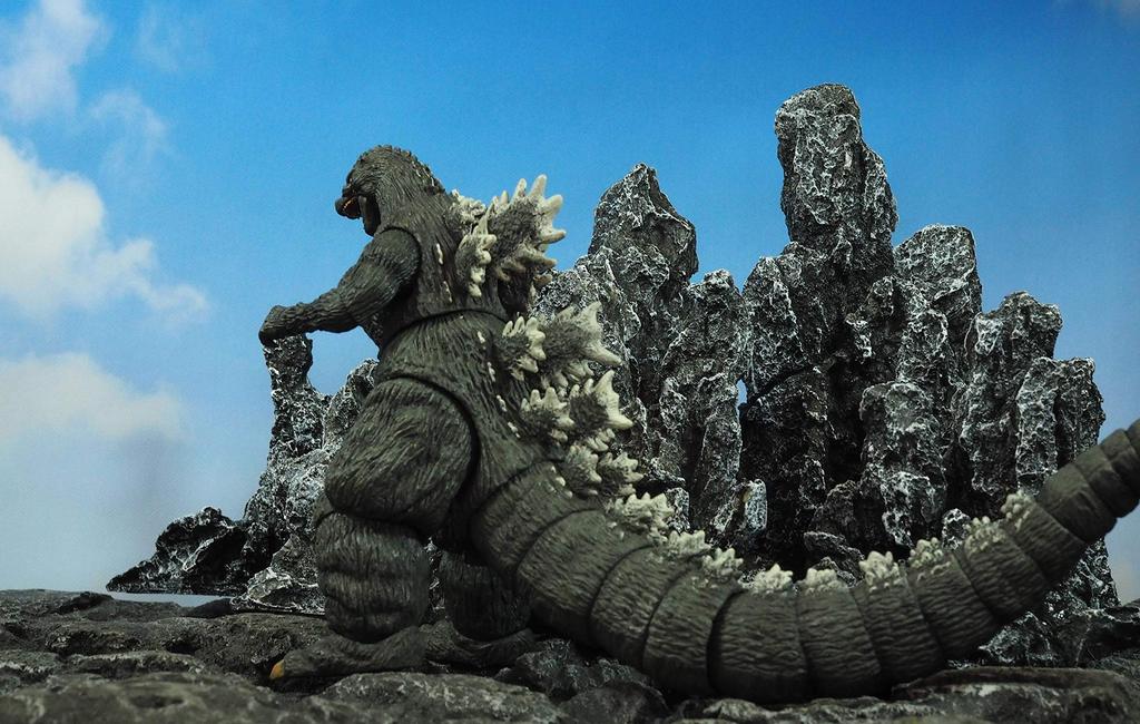 In Three Rocky Area for Diorama Rocky [Good Directions] Mountain/Rocky Gundam, Ultra, Godzilla, Etc. (42cm Mountain)