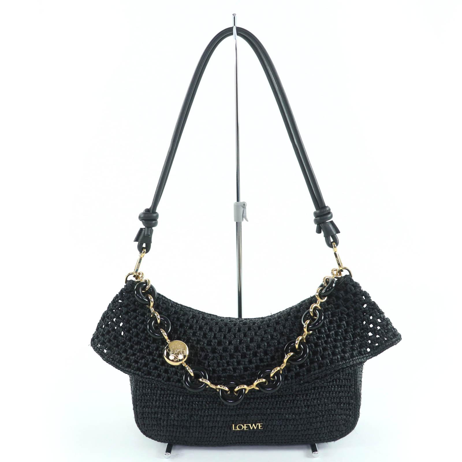

Чудова сумка LOEWE Ora 2-way сумка через плече з металевим логотипом чорна рафія жіноча вживана